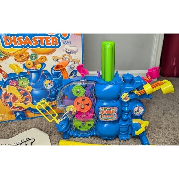 1992 Donut Disaster Game, Parker Brothers, Tested- Missing one Rolling pin - Picture 3 of 4
